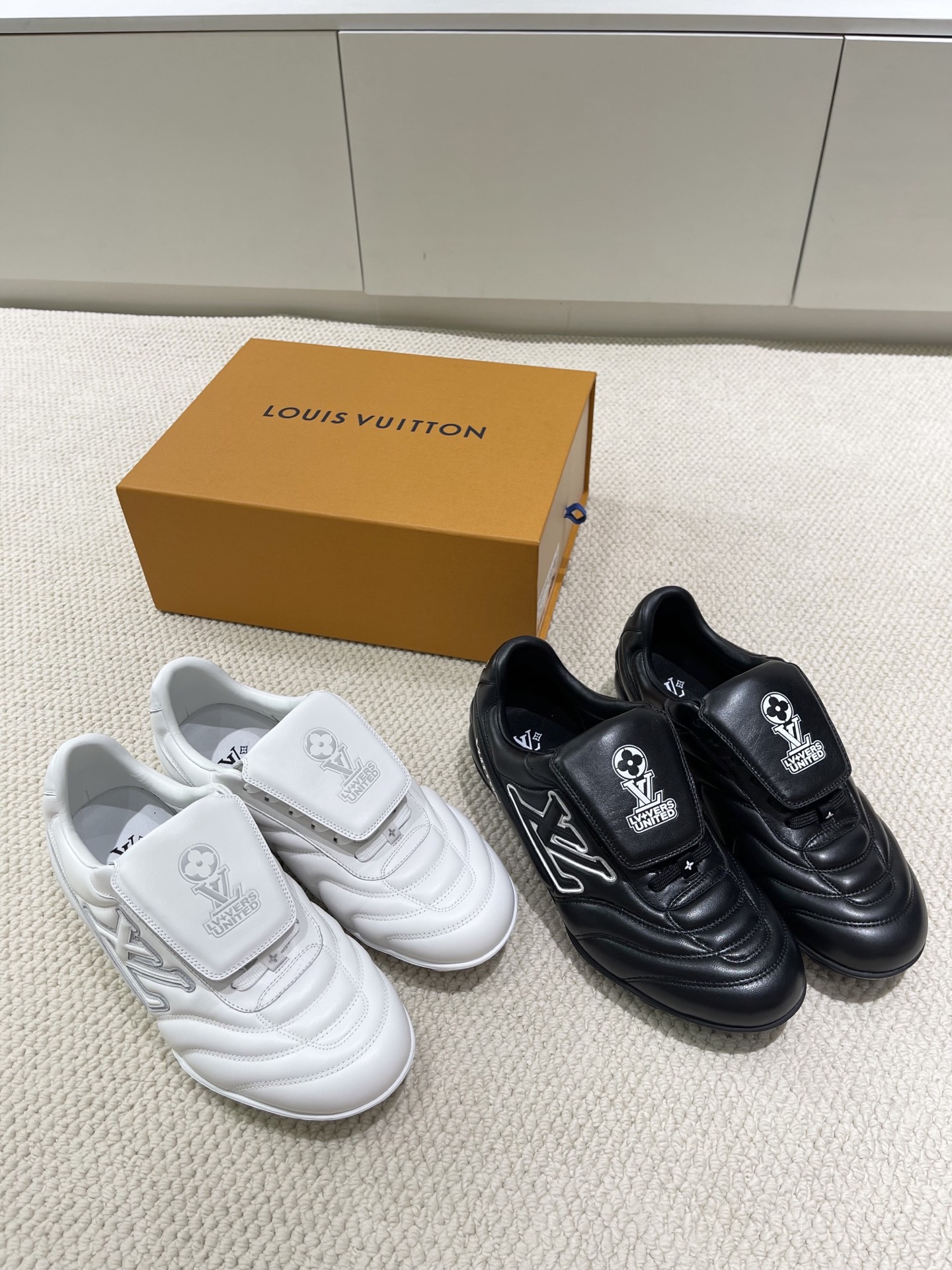 LV