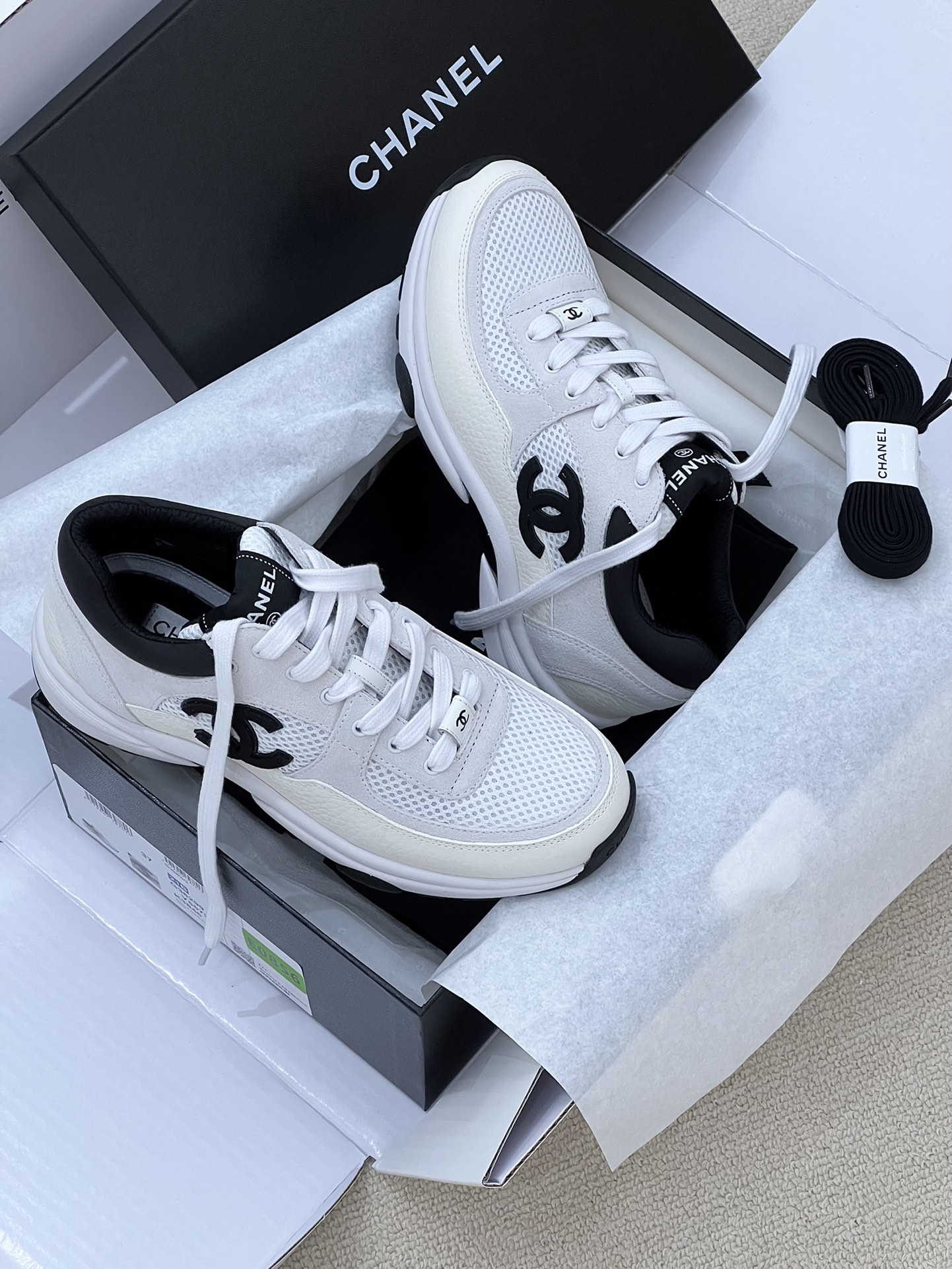 CHANEL 스니커즈
