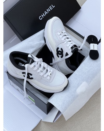 CHANEL 스니커즈