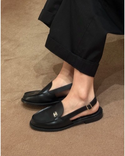 CHANEL CC Logo Slingbag Loafer