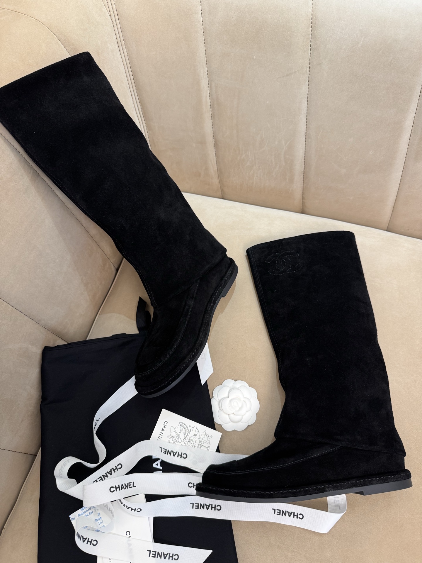 CHANEL 부츠