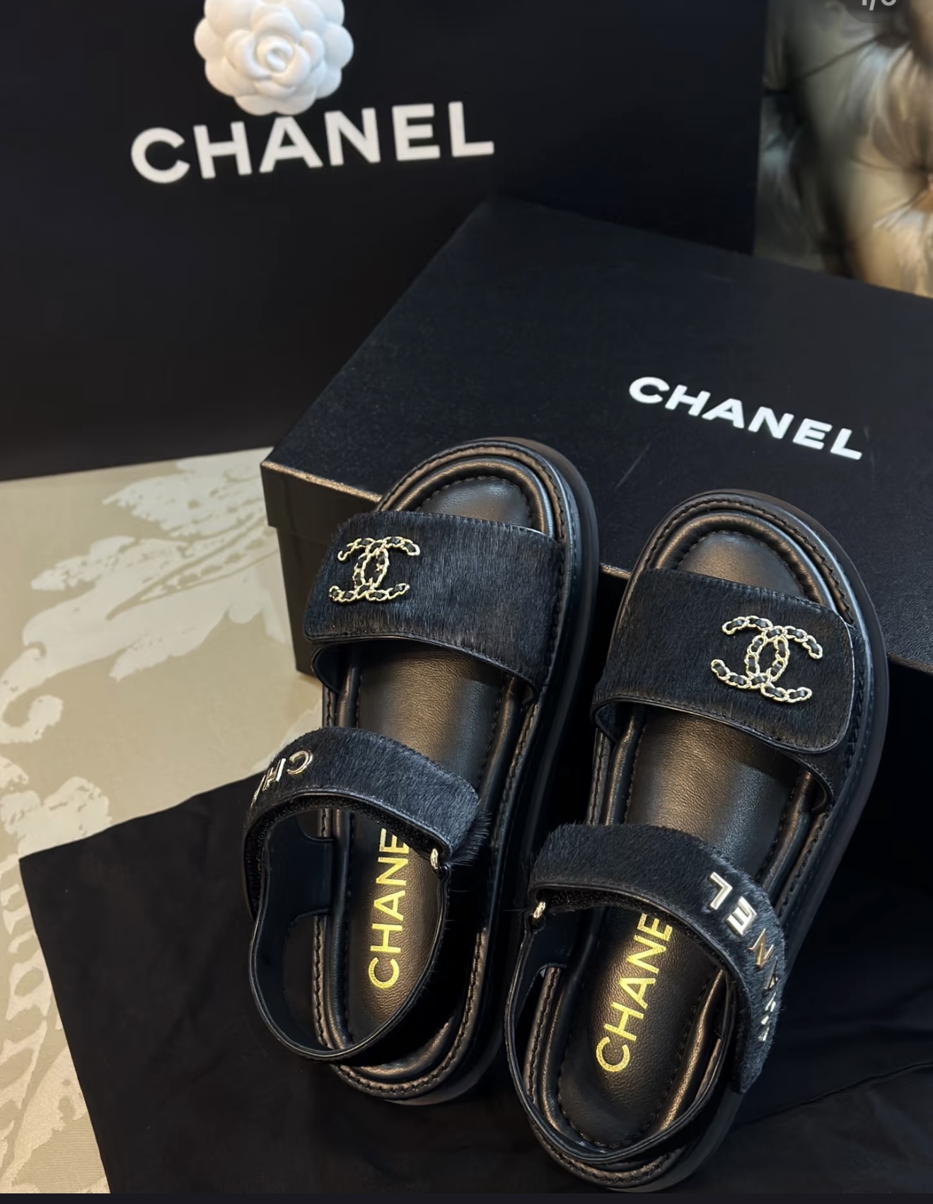 CHANEL 샌들