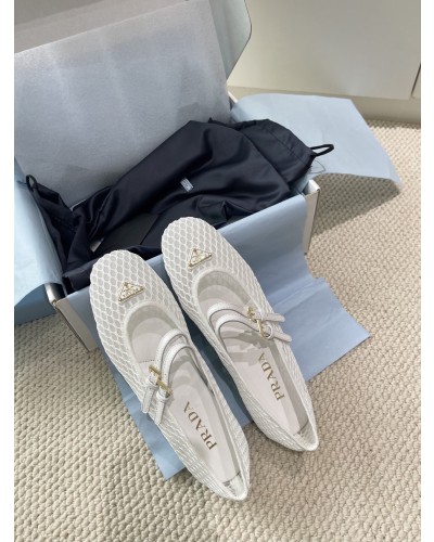 PRADA 더블스트랩 메쉬 플랫슈즈