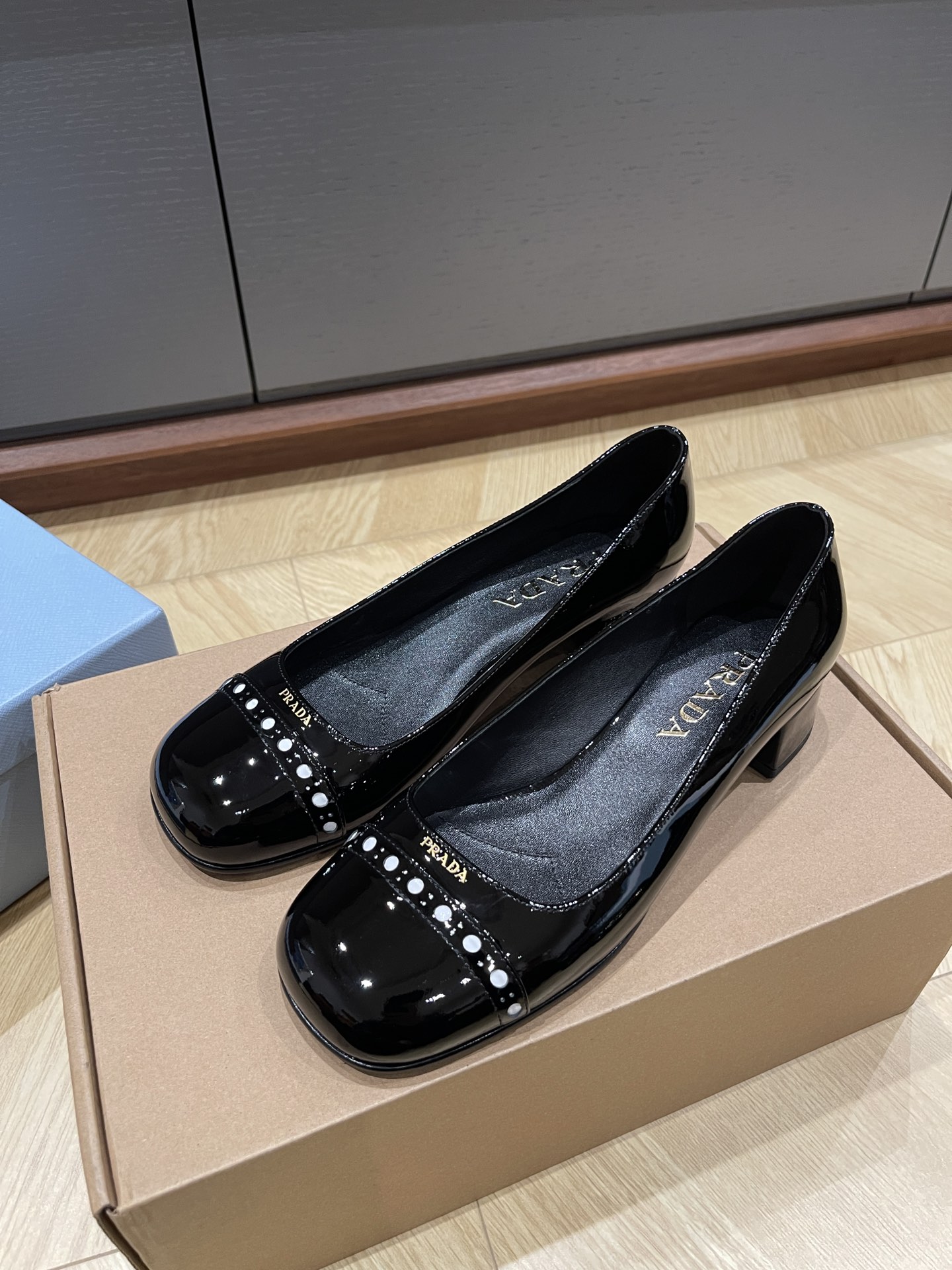 PRADA