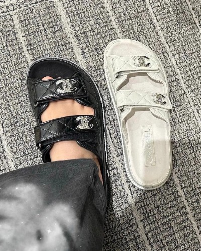 CHANEL CC 크리스탈 벨크로 샌들/뮬 2TYPE
