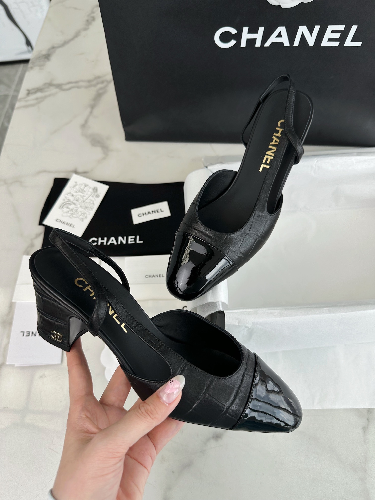 CHANEL 슬링백