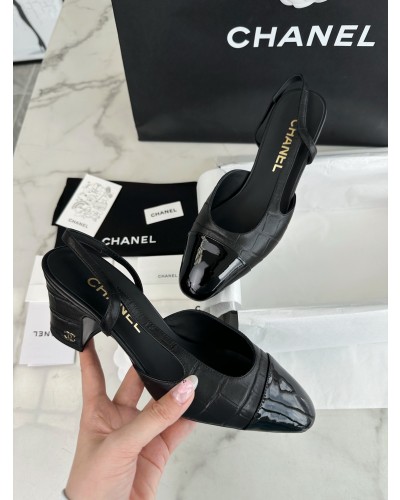 CHANEL 슬링백