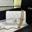 Ch 23p 하트볼 플랩백 화이트 2size