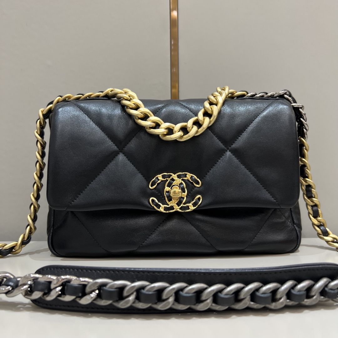 Ch 19백 블랙 골드 26cm 30cm