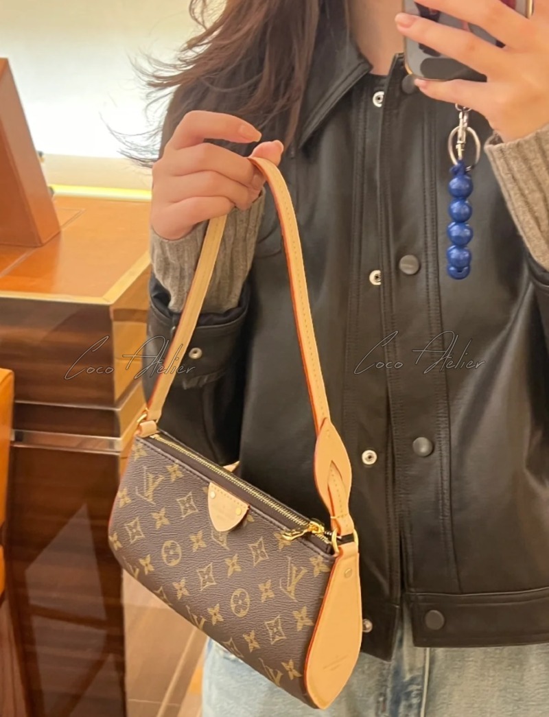 Louis Vuitton 포쉐트 티레트 M47123