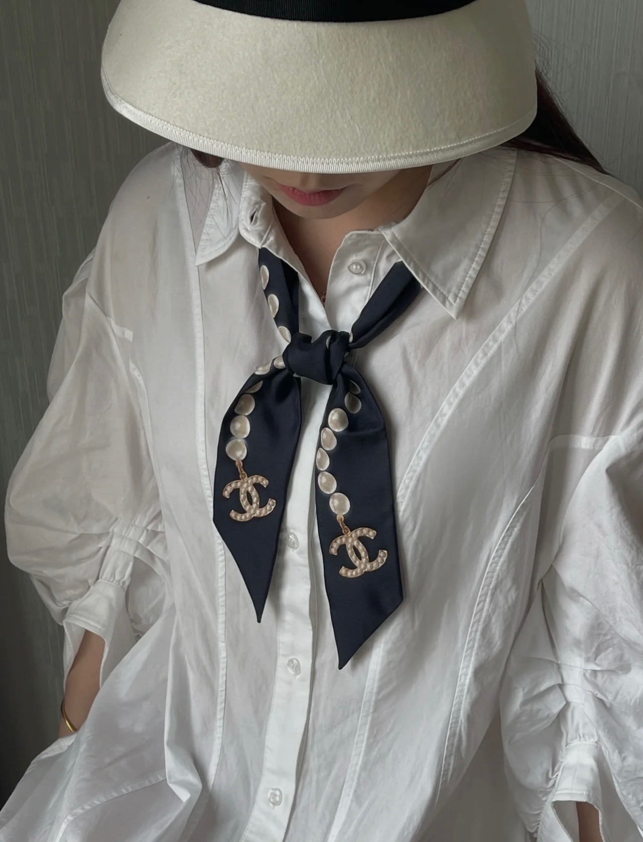 CHANEL샤넬 cc 로고 실크 트윌리