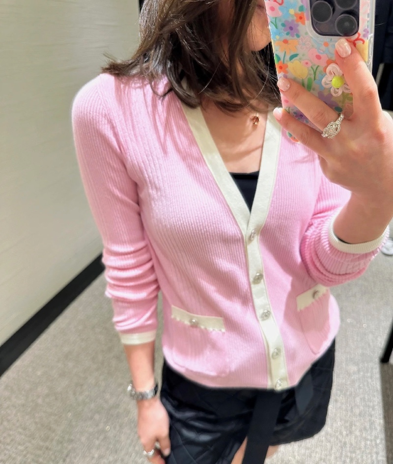 CHANEL 샤넬 cc 로고 배색 가디건