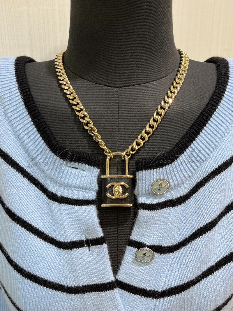 CHANEL 샤넬 CC 자물쇠 귀걸이&목걸이