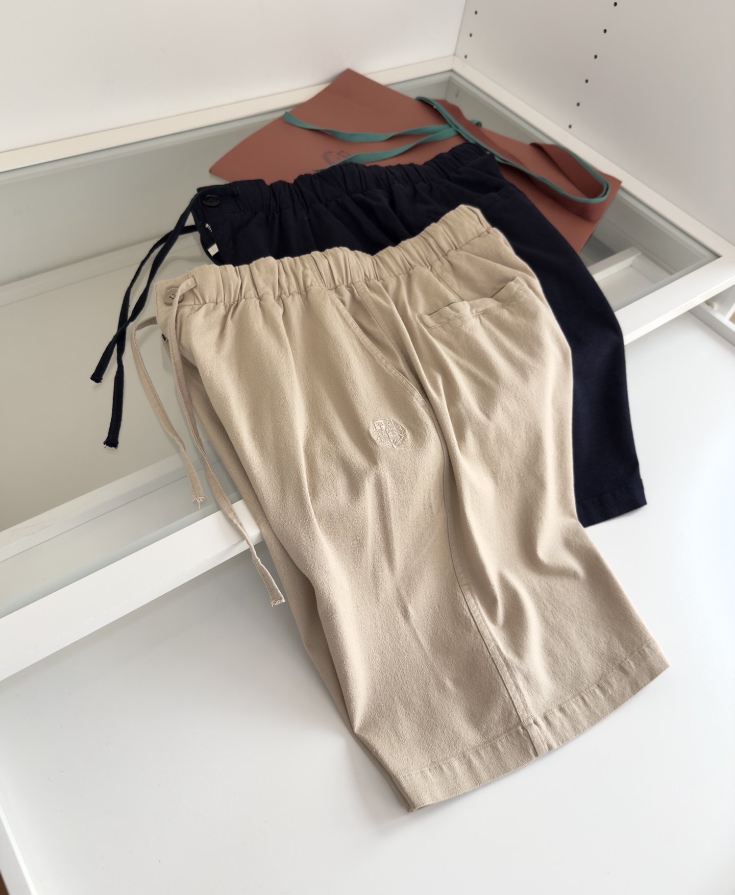 Loro Piana 로로 피아나 내추럴 리넨 쇼츠 +2color