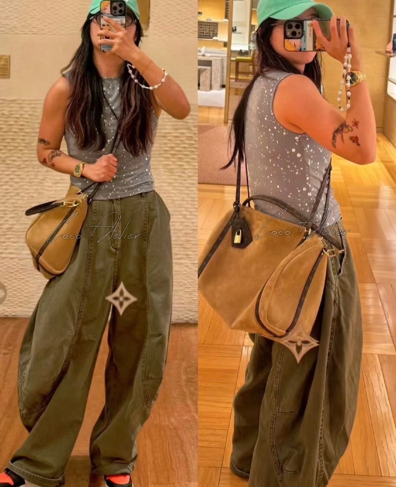 Louis Vuitton 익스프레스 스웨이드 MM/GM