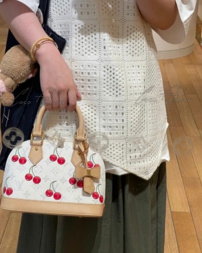 Louis Vuitton x TM 루이비통 알마 BB