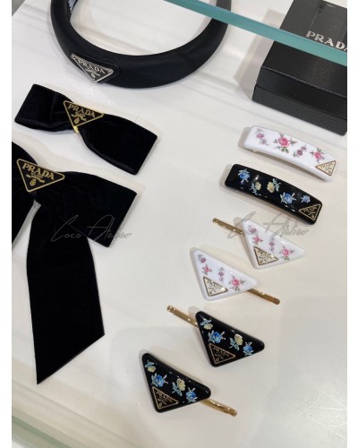 PRADA 프라다 헤어핀
