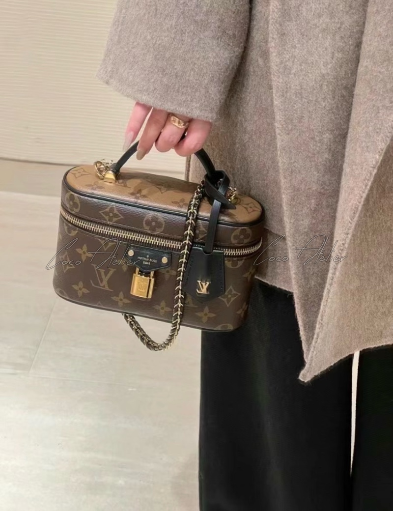 Louis Vuitton 루이비통 Vanity Chain Pouch