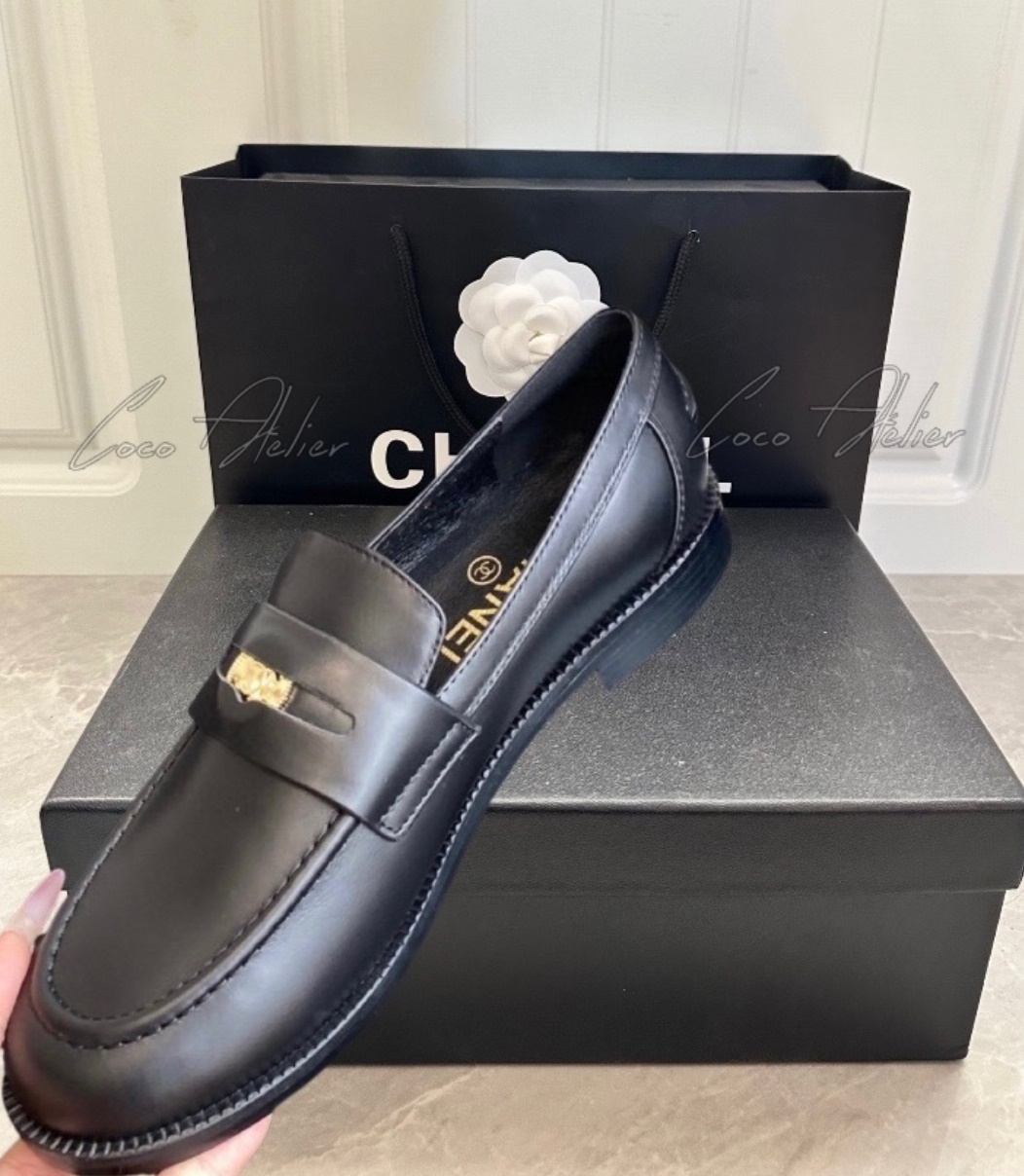 CHANEL 샤넬 코인 로퍼