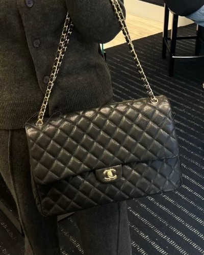 CHANEL 샤넬 클래식 맥시 플랩백