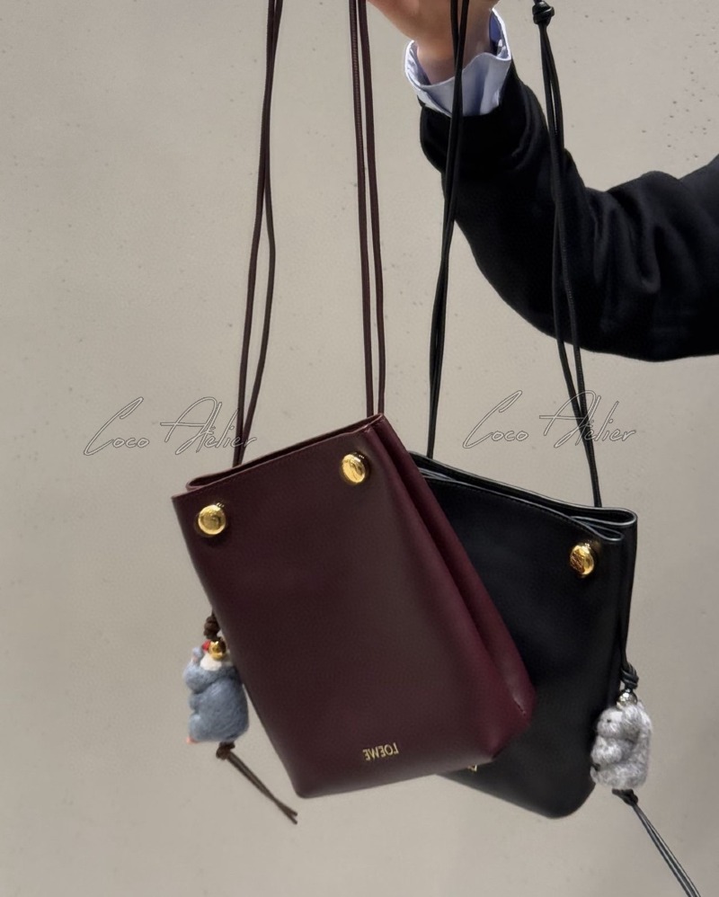 LOEWE 로에베 페블 파우치 미니백