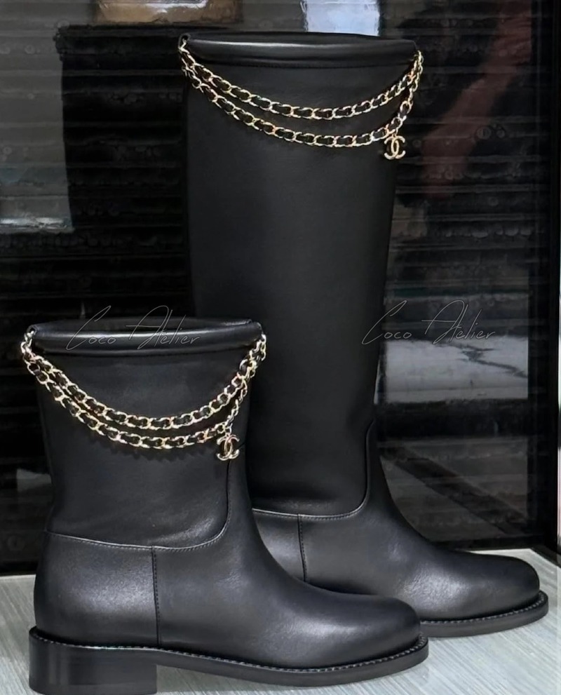 CHANEL 샤넬 cc 체인 앵클 부츠