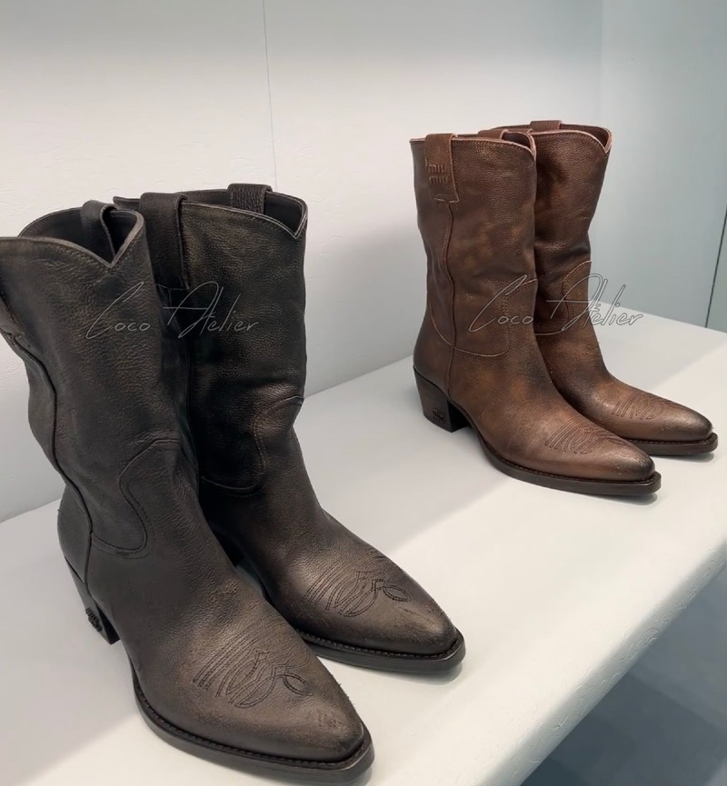 Miumiu 미우미우 웨스턴 앵클 부츠