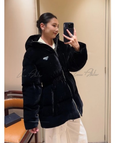 PRADA 프라다 벨벳 후드 구스다운 패딩