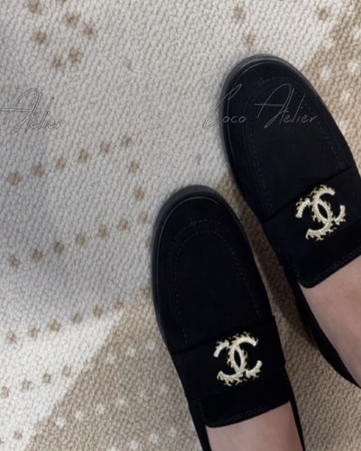 CHANEL 샤넬 cc 스웨이드 로퍼