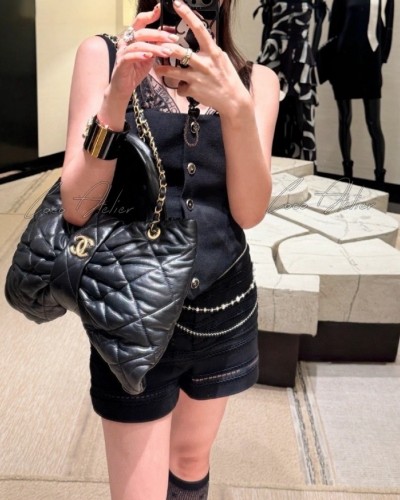 CHANEL 샤넬 맥시 보우백