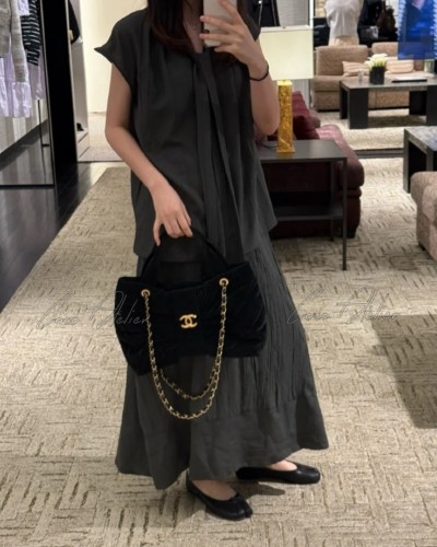 CHANEL 샤넬 새틴 맥시 보우백