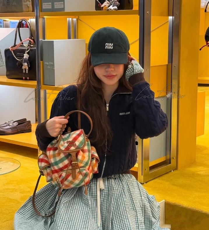 Miumiu 미우미우 투톤 꽈배기 집업