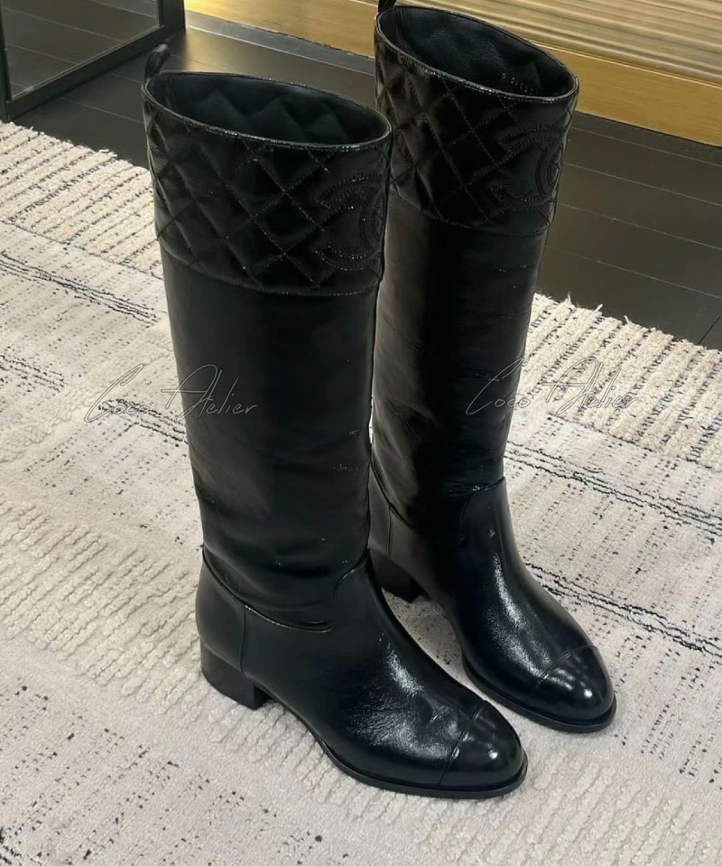 CHANEL 샤넬 퀼팅 부츠