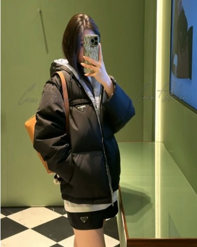 PRADA 프라다 후드 다운 패딩