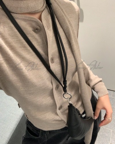 wool knit cardigan