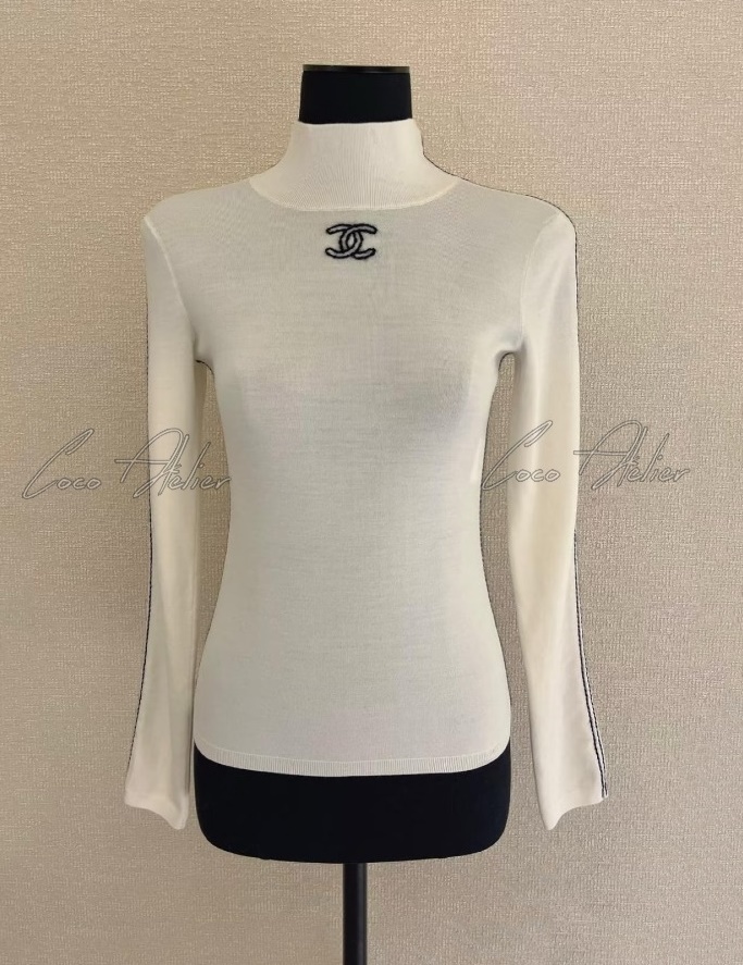 turtleneck knitwear