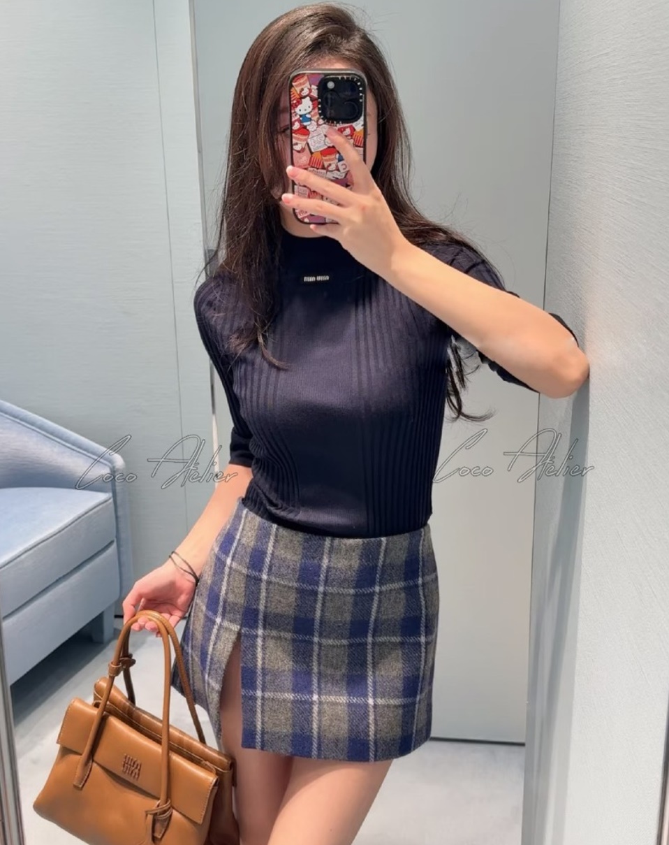 short-sleeved knitwear