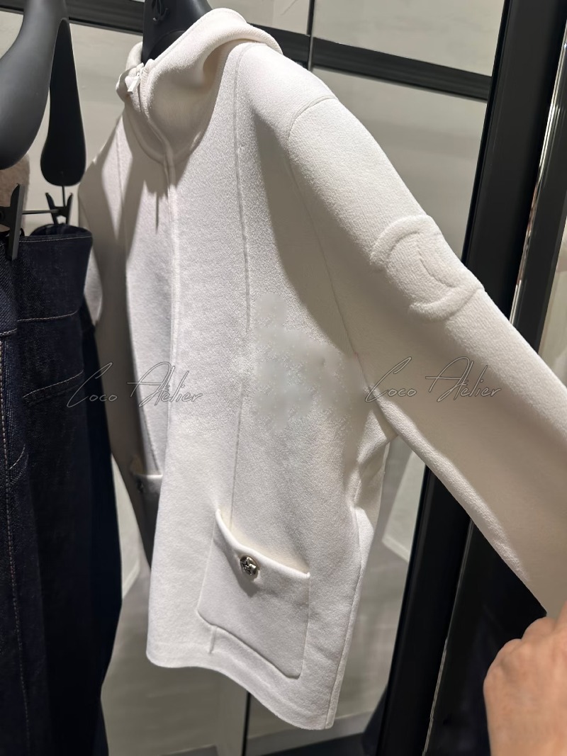 White printed knit hooded zip-up