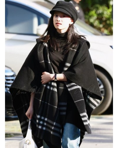  hooded shawl