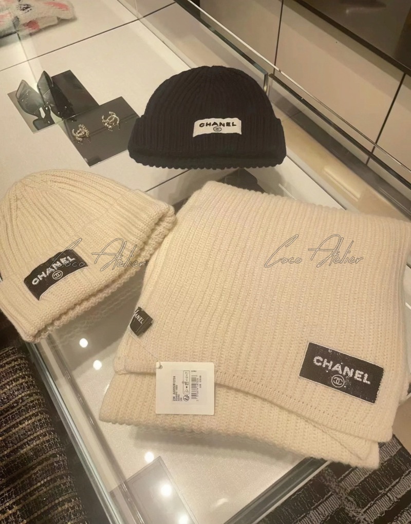 Beanie & muffler