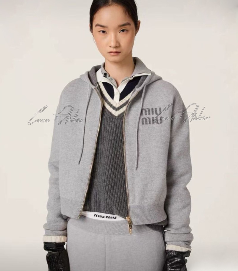 Knit Hood Zip-Up