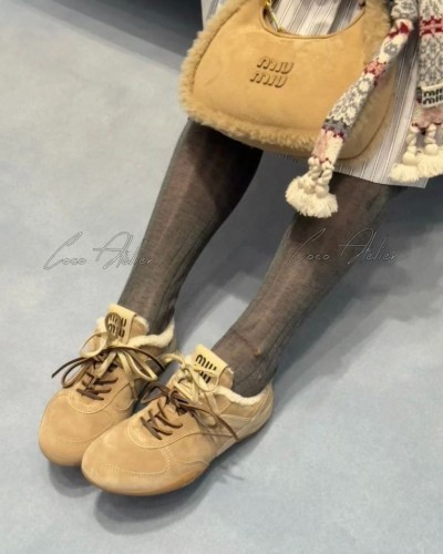 searing sneakers