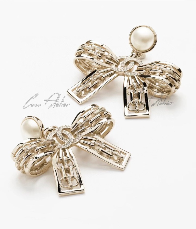 pearl ribbon earrings