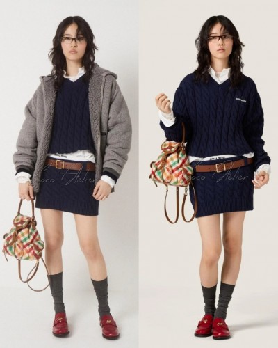 V-neck knitwear
