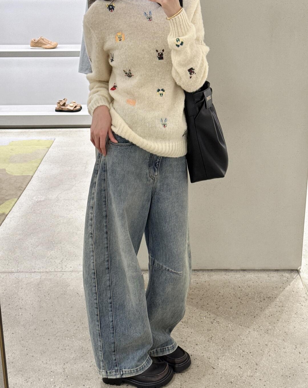 LW Embroidered Knit