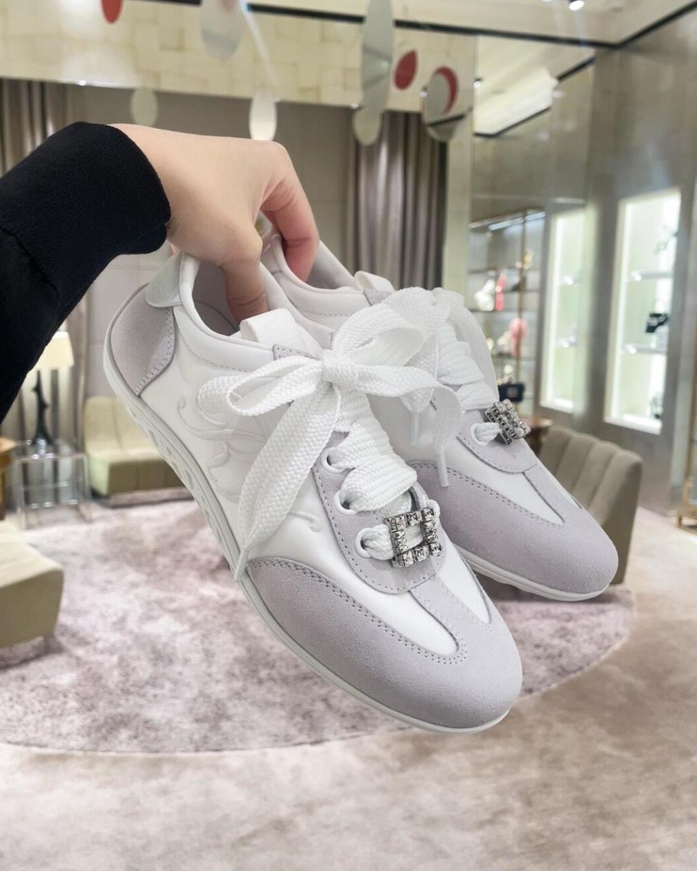 RV Sneakers