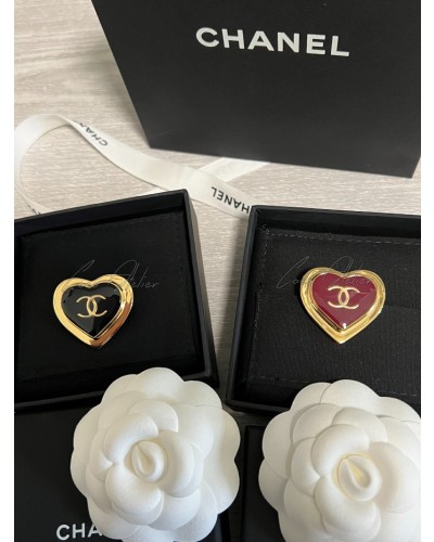 Heart brooch