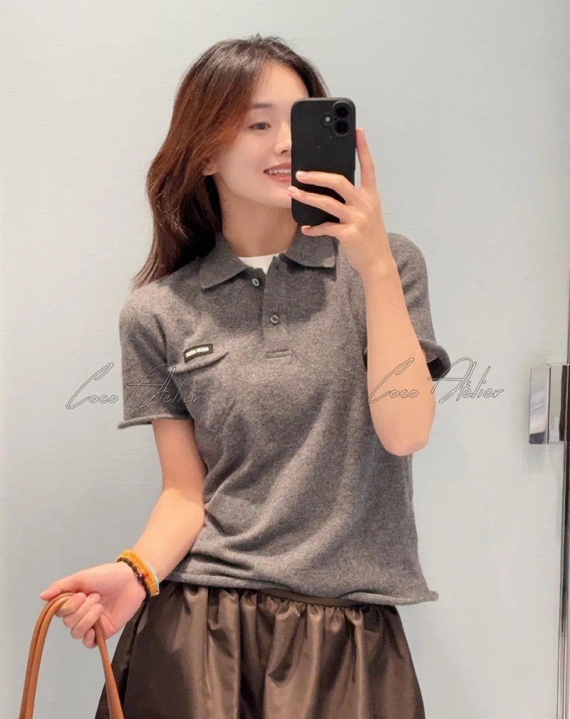 Gray pk knitwear