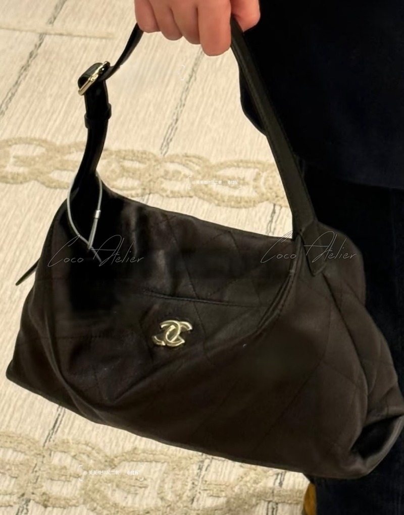 26 hobo Bag