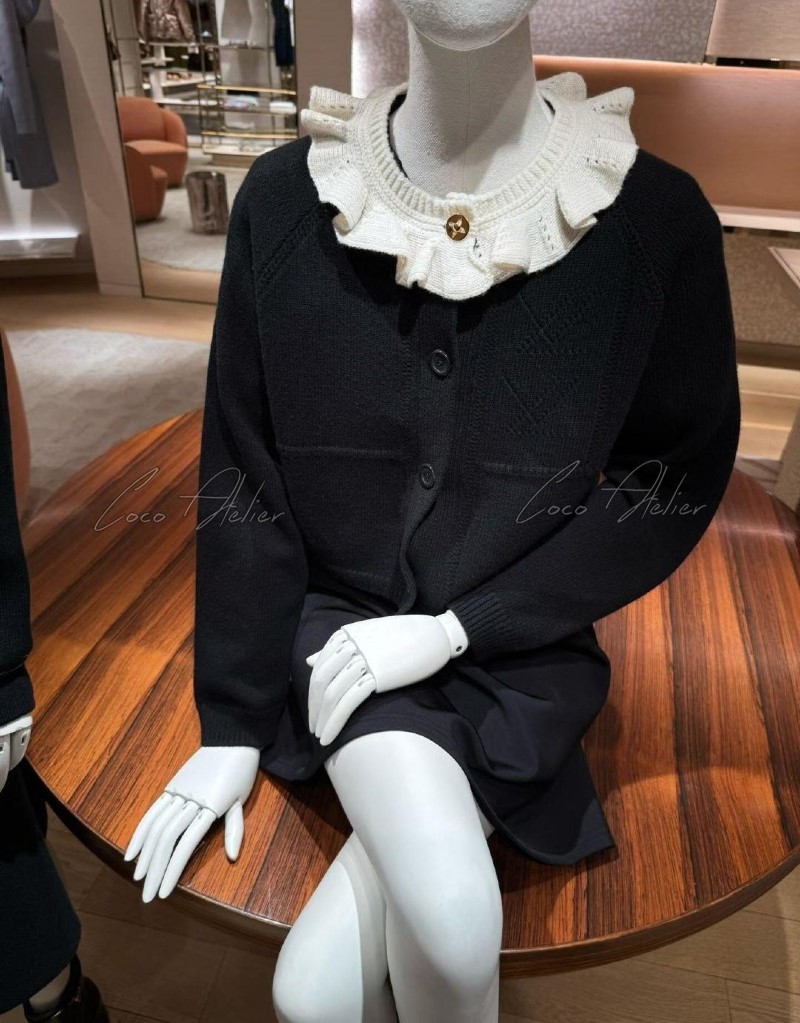 frill cardigan